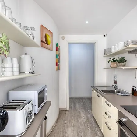 Valley View - Private With Balcony By Sf Homes R4