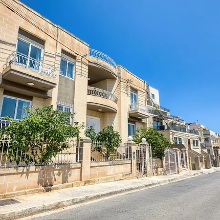 Valley View - Private With Balcony By Sf Homes R4 公寓